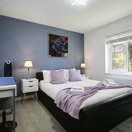 Апартаменты 2Bdr Flat Rg1 - Free Open Parking Ридинг Экстерьер фото