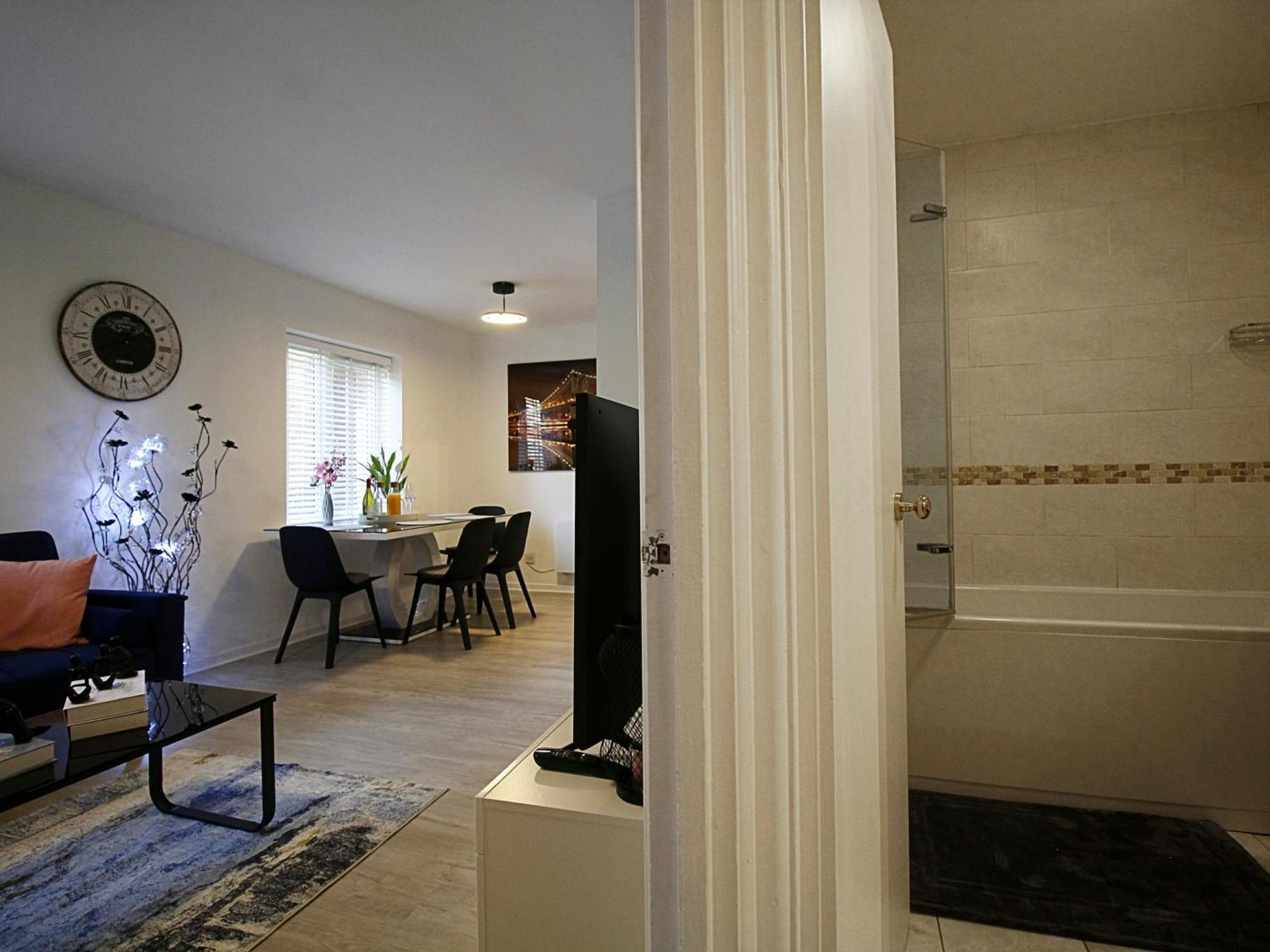 Апартаменты 2Bdr Flat Rg1 - Free Open Parking Ридинг Экстерьер фото