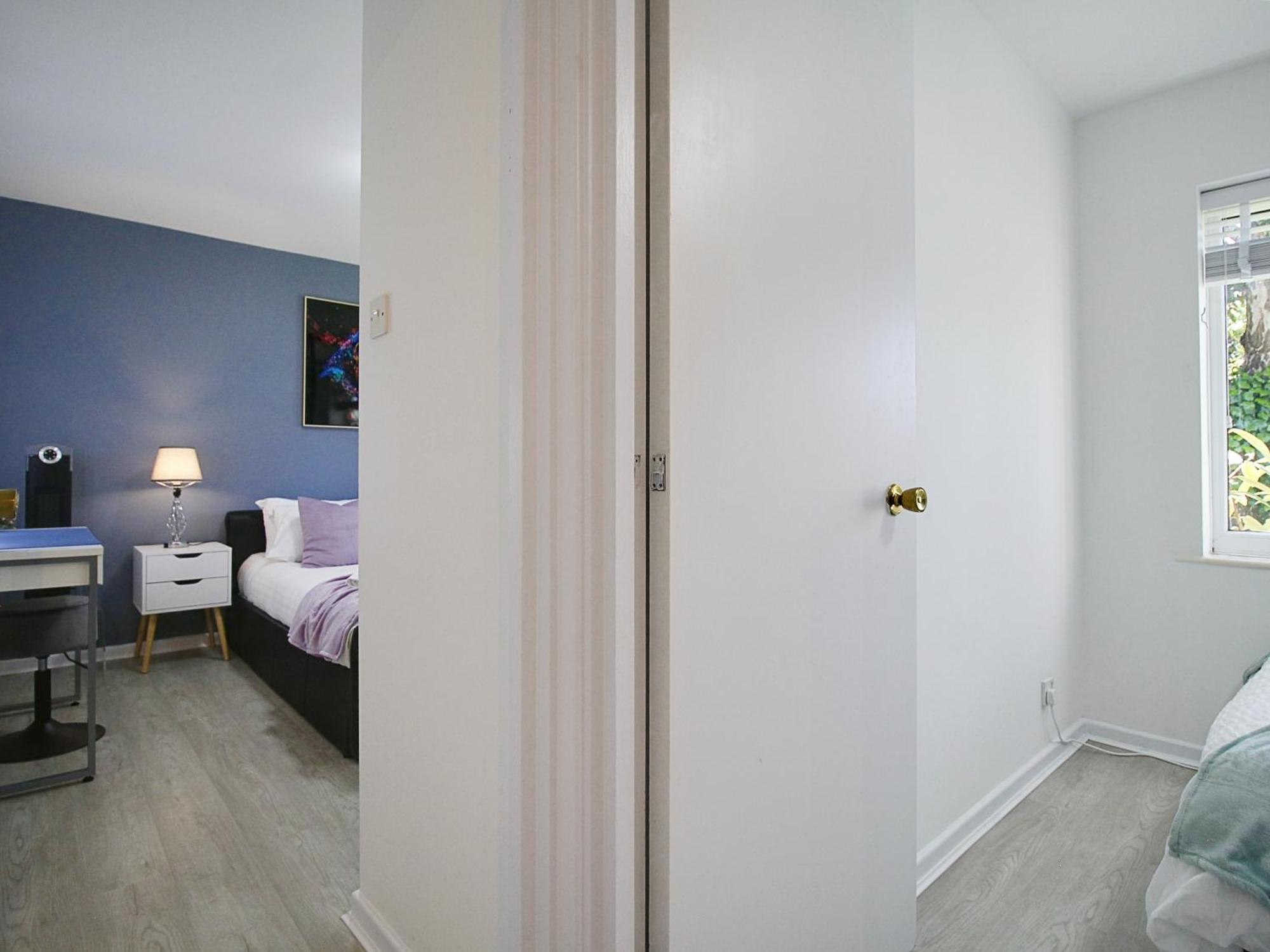 Апартаменты 2Bdr Flat Rg1 - Free Open Parking Ридинг Экстерьер фото
